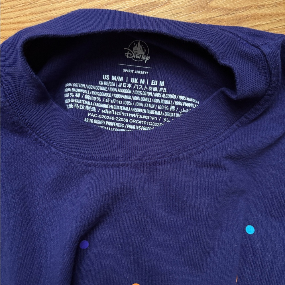Disneyland Resort Parks Top Medium Castle Spirit Jersey Puff Confetti Purple - Picture 8 of 8